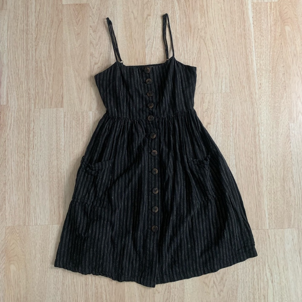 FOREVER21 Contemporary Black Striped Button Front Midi Dress w/Pockets, size M